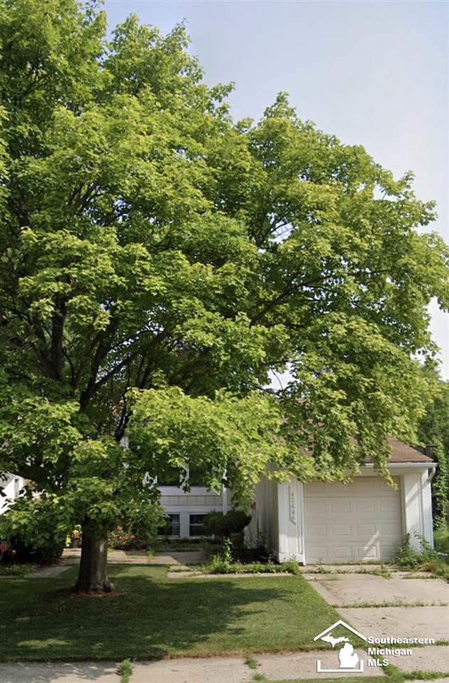 42444 Barchester Road Canton, MI 48187 - Photo 3 of 39