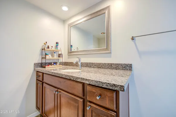 $399,995 | 207 West Clarendon Avenue, Unit 20B, Phoenix, AZ 85013