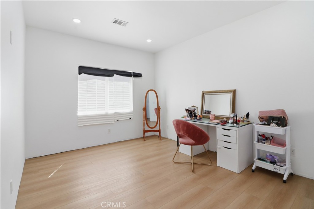 7576 Sunset Road Phelan, CA 92371 - Photo 28 of 39