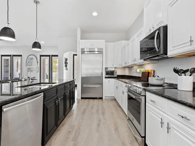 $1,450,000 | 2159 Hawthorne Street, Sarasota, FL 34239