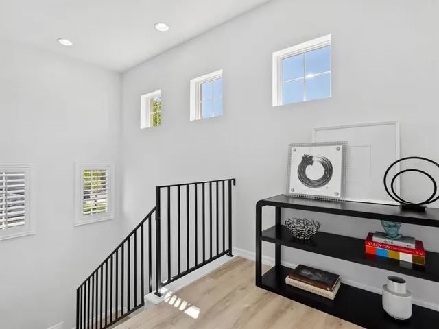 $1,450,000 | 2159 Hawthorne Street, Sarasota, FL 34239