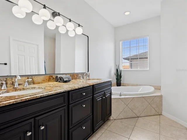 $1,450,000 | 2159 Hawthorne Street, Sarasota, FL 34239