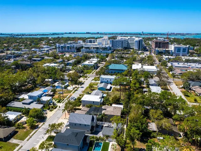 $1,450,000 | 2159 Hawthorne Street, Sarasota, FL 34239