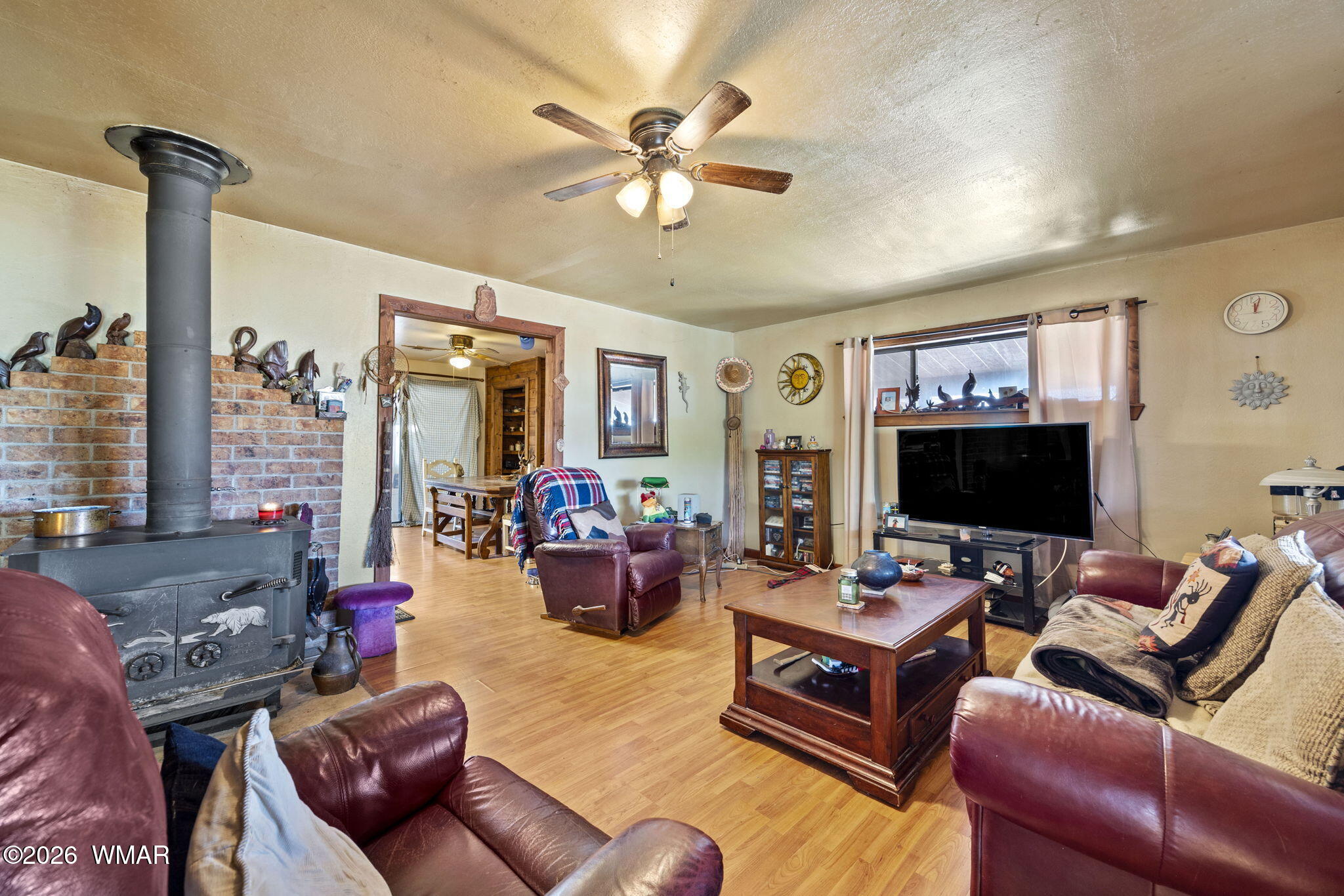 23 East E Cr Springerville, AZ 85938 - Photo 9 of 57 Living Room