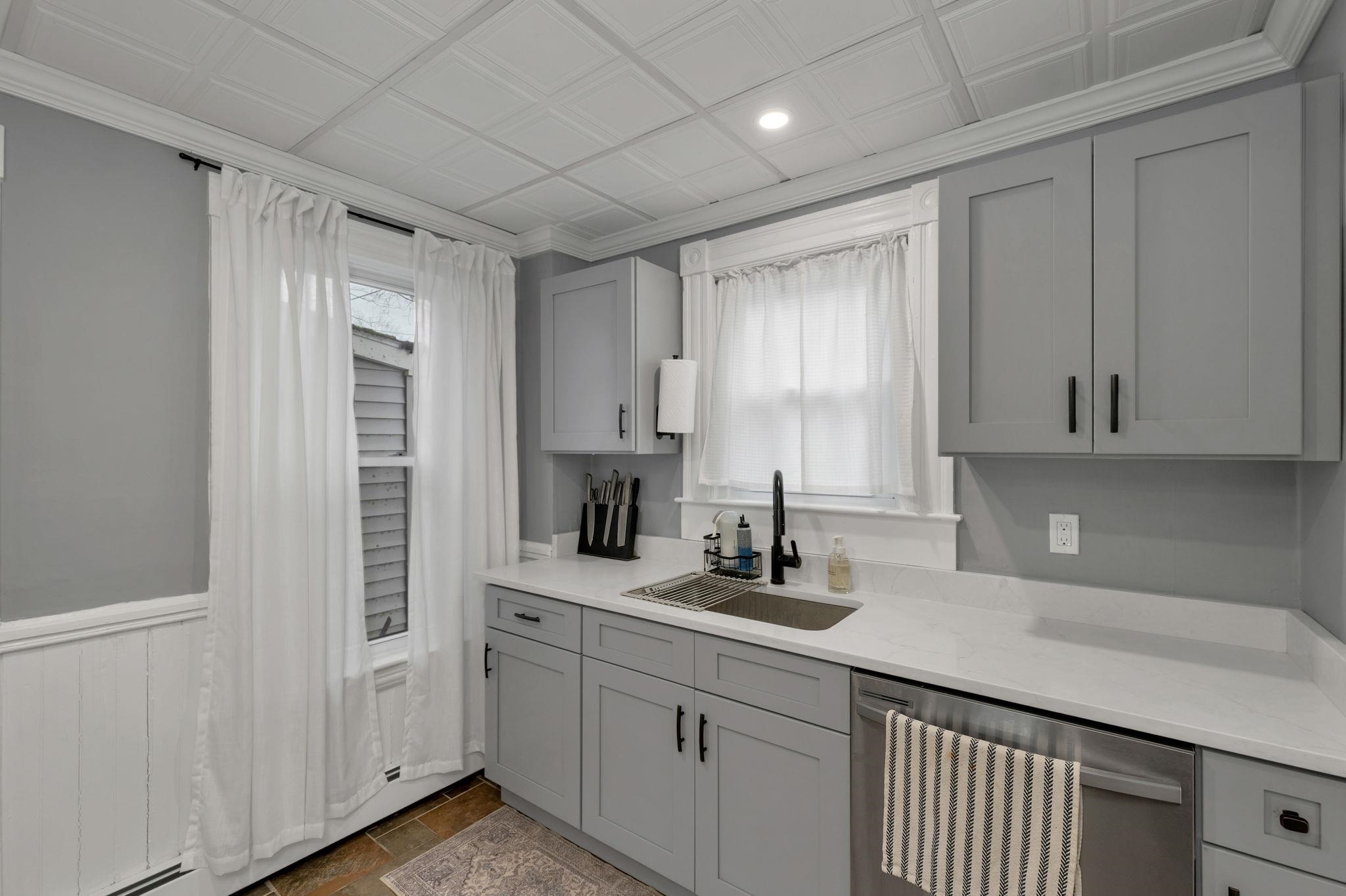 74 Charles Street, Unit 2 AKA A Rochester, NH 03867 - Photo 17 of 53