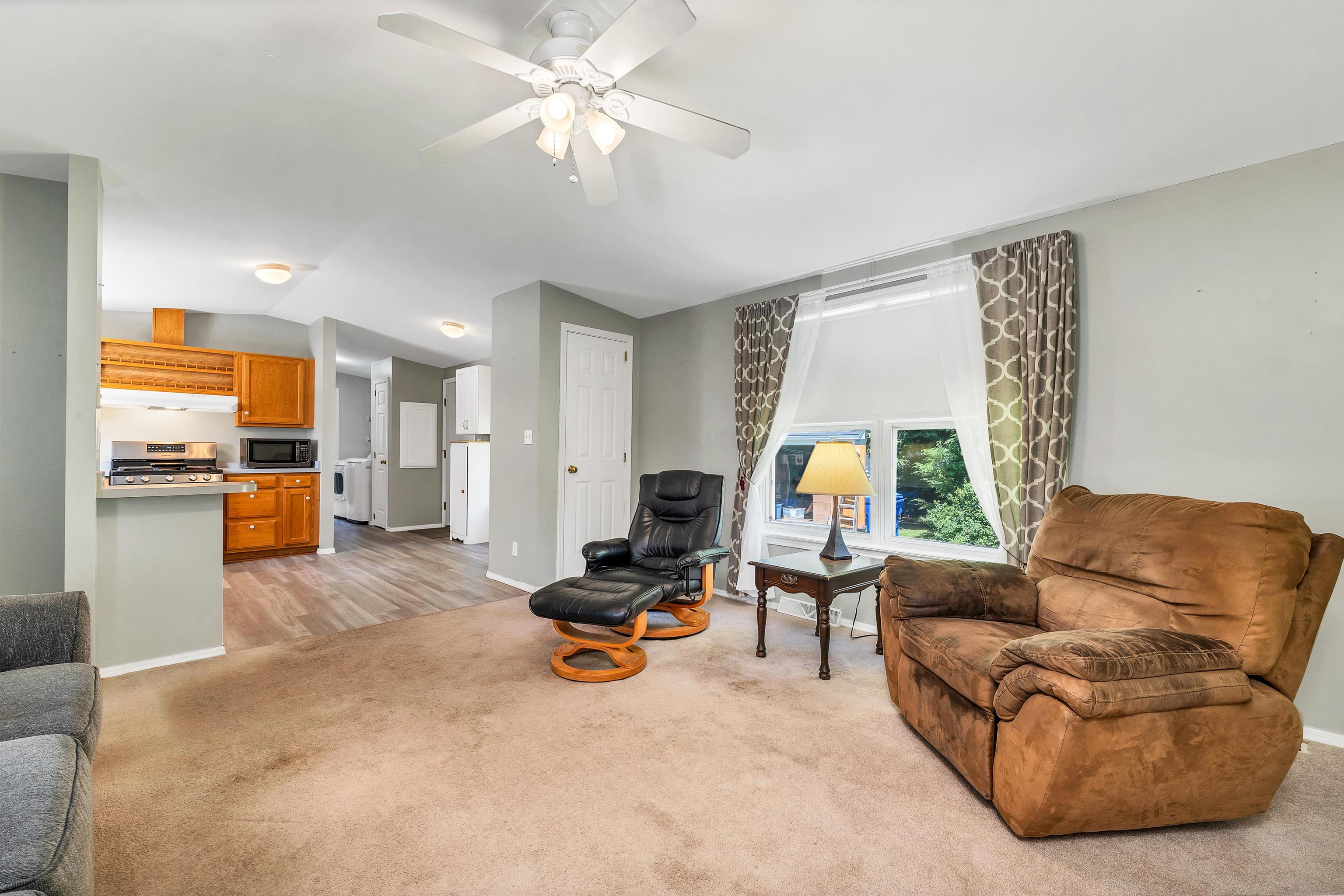 2 Hemlock Road Tilton, NH 03276 - Photo 12 of 35