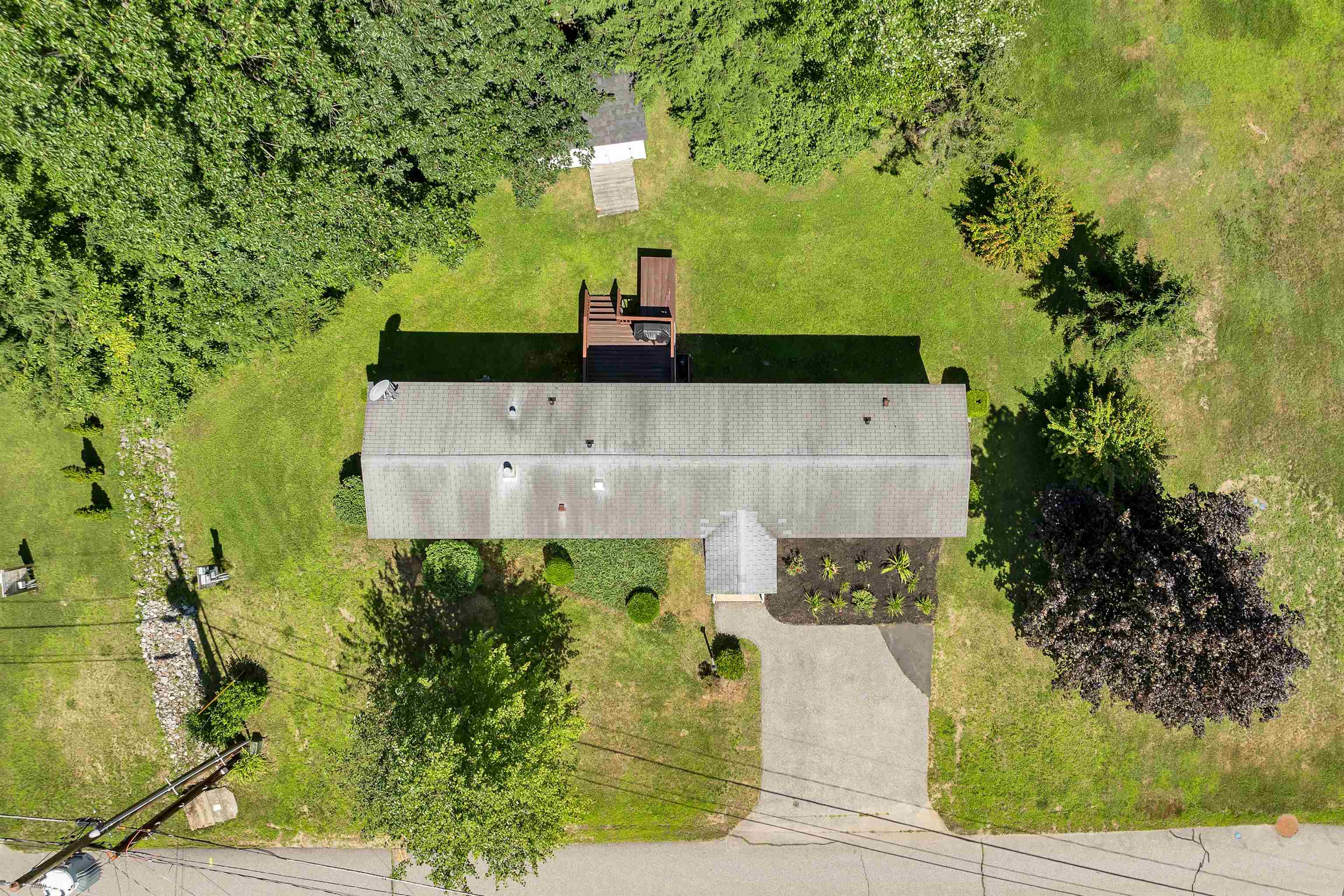 2 Hemlock Road Tilton, NH 03276 - Photo 34 of 35