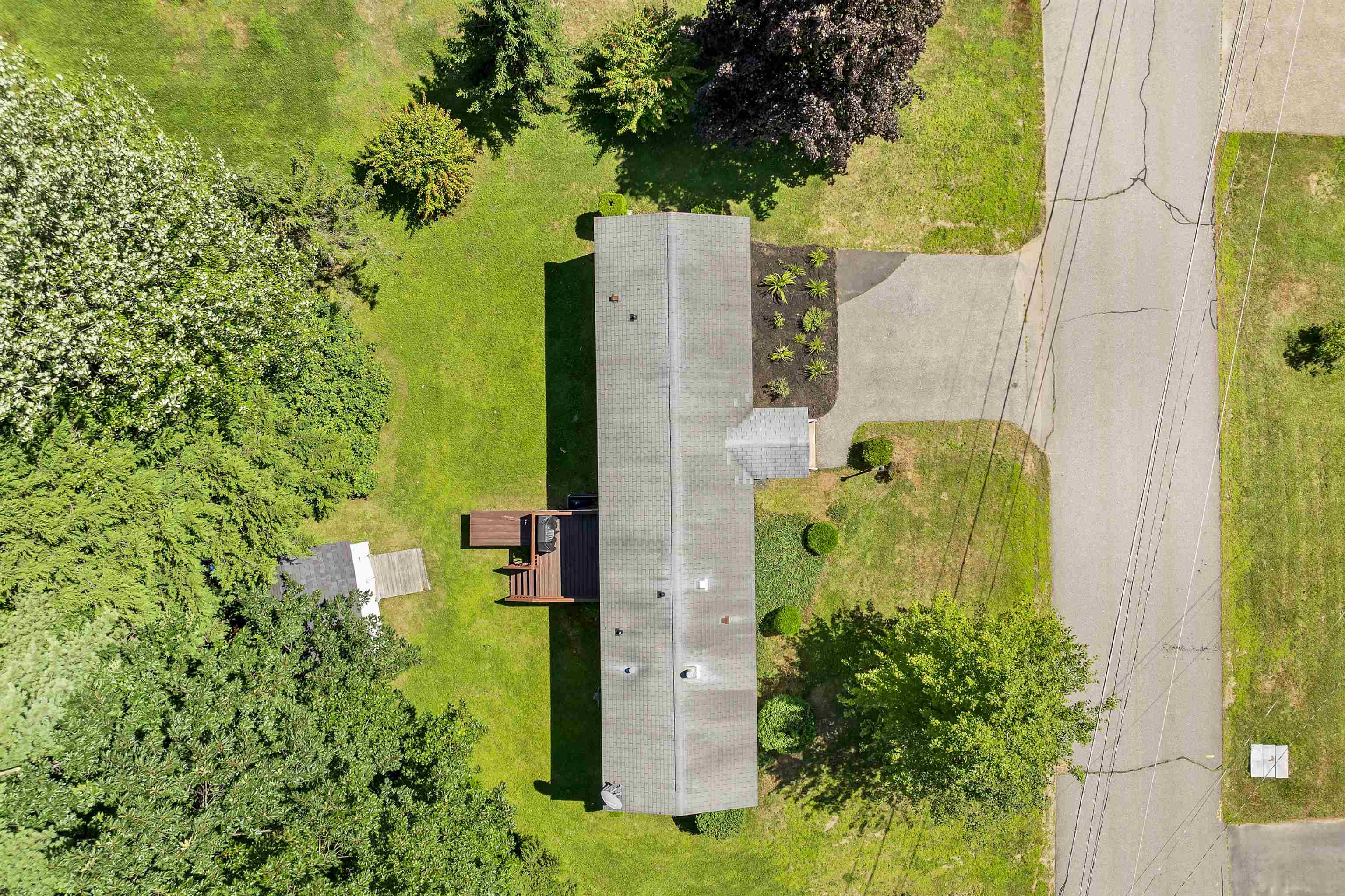 2 Hemlock Road Tilton, NH 03276 - Photo 35 of 35