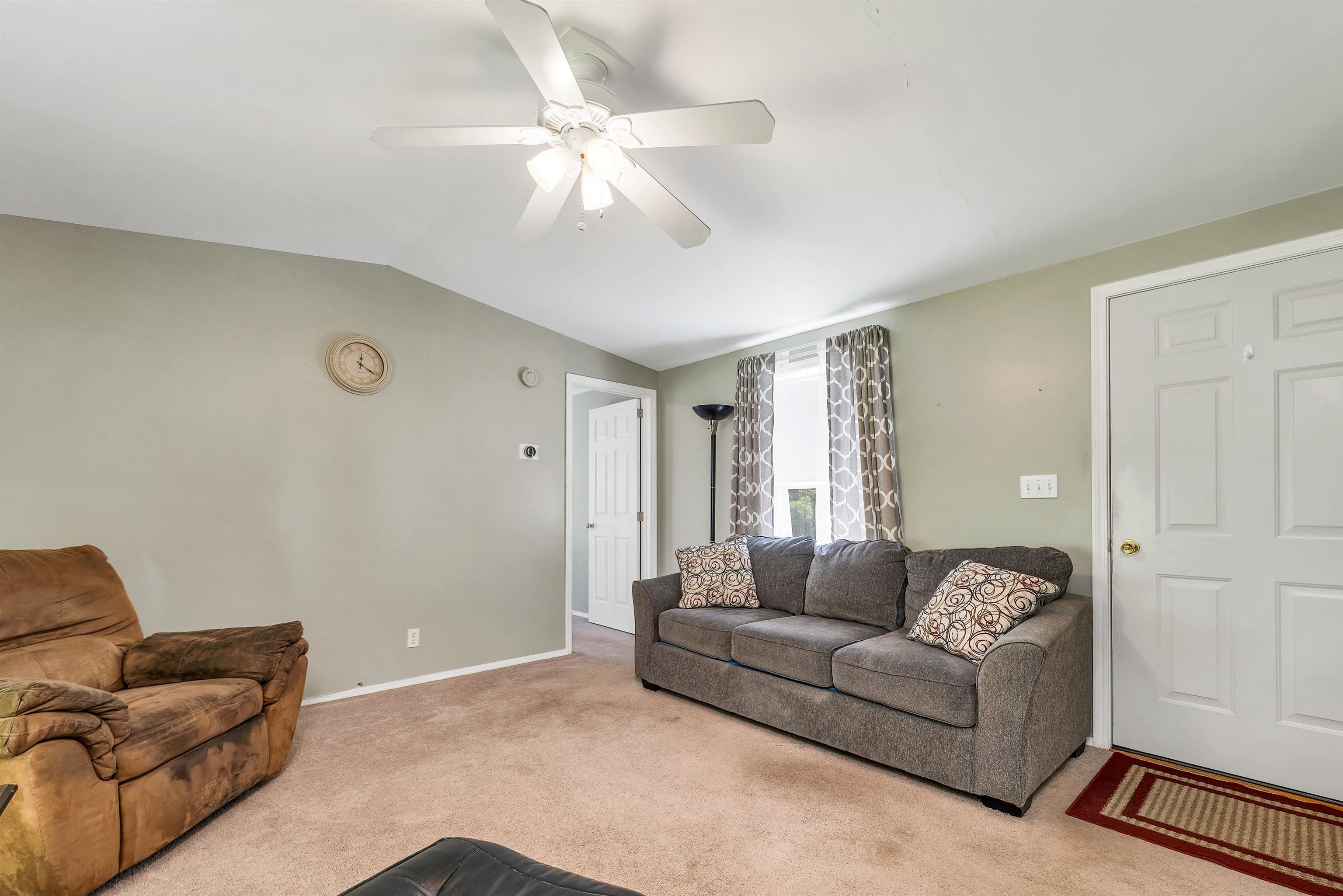 2 Hemlock Road Tilton, NH 03276 - Photo 10 of 35