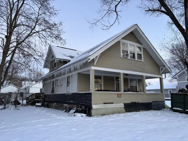 $129,000 | 402 North 3rd Street, Muscoda, WI 53573