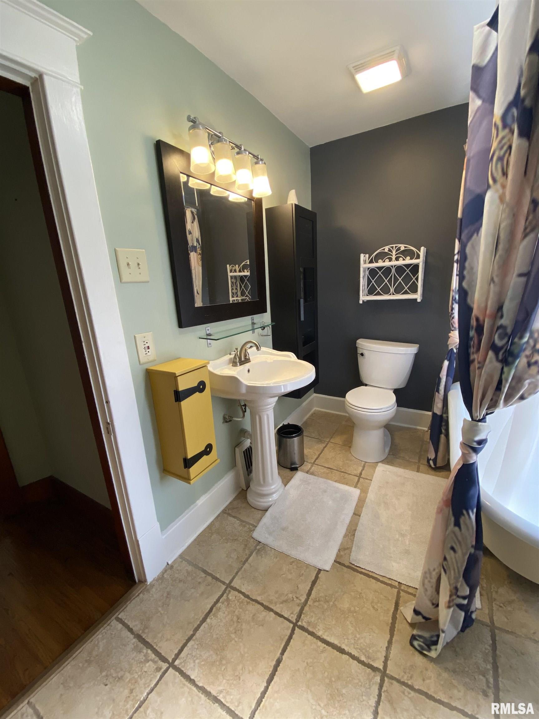 712 West Fayette Avenue Springfield, IL 62704 - Photo 22 of 41 Gallery Image 22