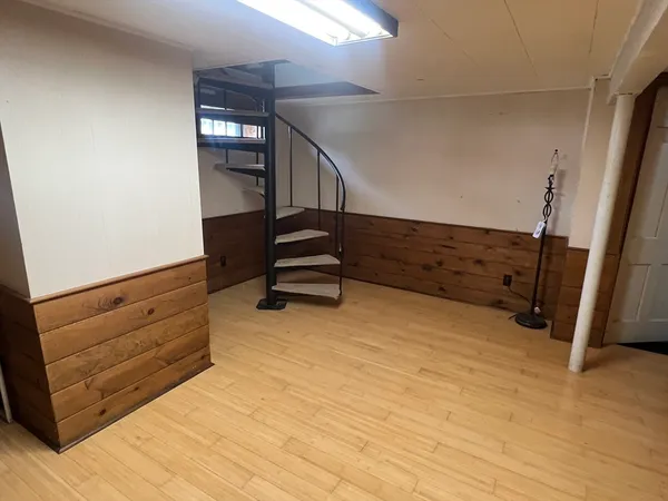 $2,500 | 12 Saran Avenue, Unit 12, Bedford, MA 01730