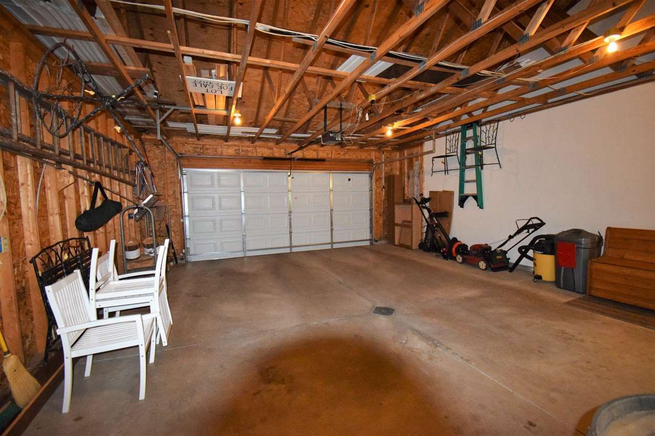 8945 Mercer Road Charlevoix, MI 49720 - Photo 31 of 42 1889249-30.JPG