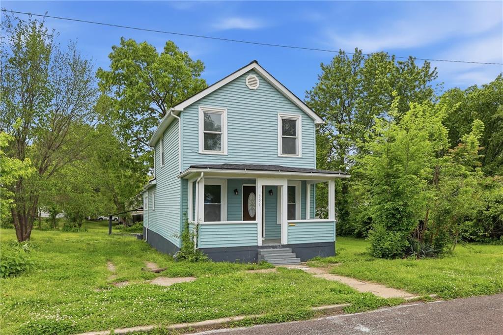 309 Kickapoo Street Leavenworth, KS 66048 - Photo 3 of 27