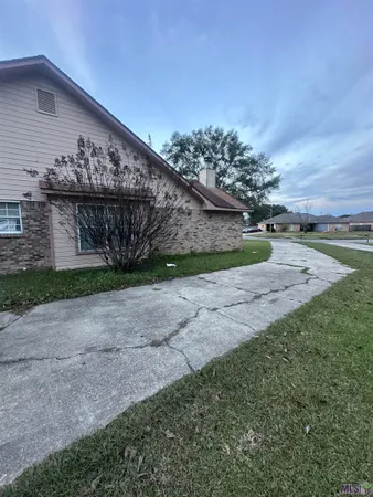 $190,000 | 4502 Fausse Drive, Baker, LA 70714