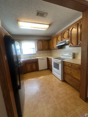 $205,000 | 4502 Fausse Drive, Baker, LA 70714