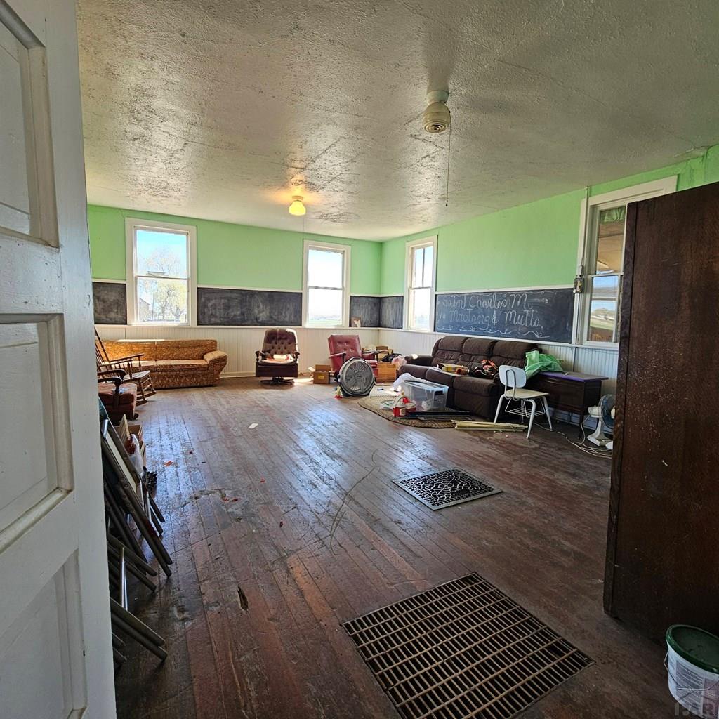 26112 Nicholson Road Pueblo, CO 81006 - Photo 15 of 24