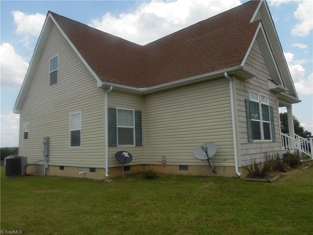 247 Gentlemans Ridge Road Pelham, NC 27311 - Photo 11 of 12 Gallery Image 11