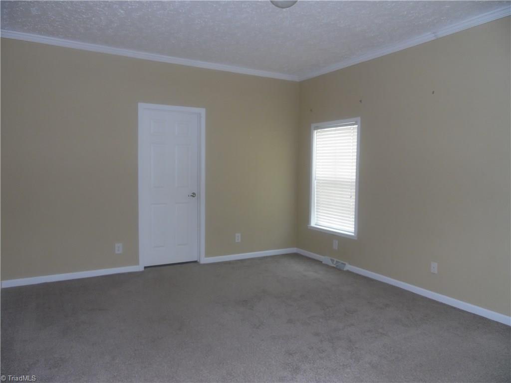 247 Gentlemans Ridge Road Pelham, NC 27311 - Photo 5 of 12 Gallery Image 5