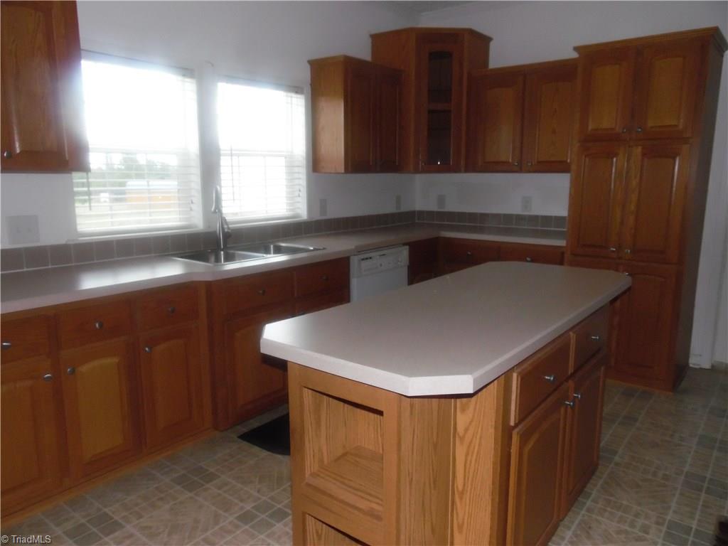 247 Gentlemans Ridge Road Pelham, NC 27311 - Photo 8 of 12 Gallery Image 8