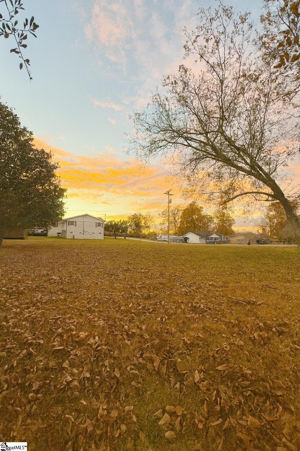 203 B Cresent Street Easley, SC 29640 - Photo 2 of 9