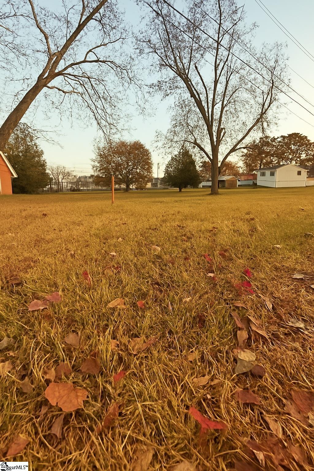 203 B Cresent Street Easley, SC 29640 - Photo 3 of 9