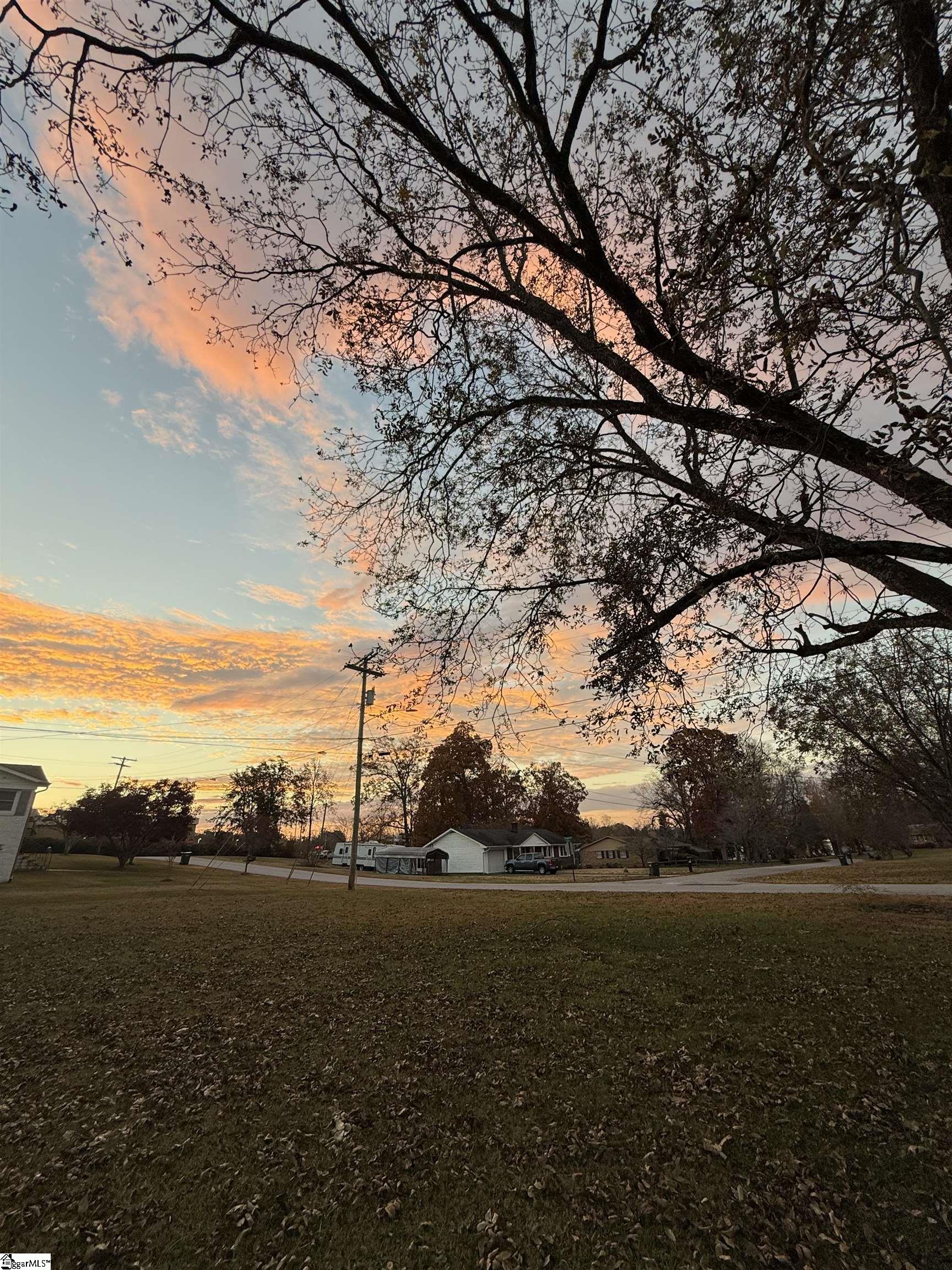 203 B Cresent Street Easley, SC 29640 - Photo 5 of 9