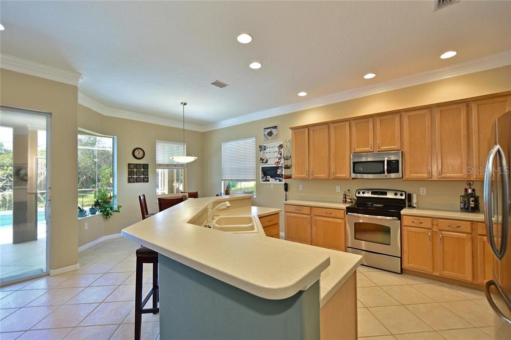 6528 Copper Ridge Trail University Park, FL 34201 - Photo 9 of 25 Gallery Image 9