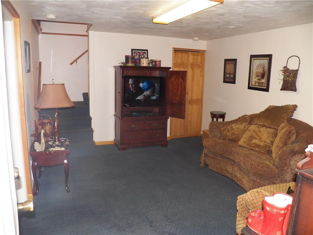 110 Owens View Avenue Apollo, PA 15613 - Photo 11 of 24