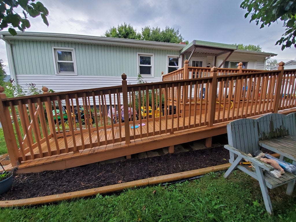 499 Cedar Springs Road Sugar Grove, VA 24375 - Photo 2 of 3 Gallery Image 2