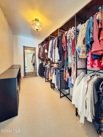 $638,000 | 5 Clubhouse Court, Saratoga Springs, NY 12866