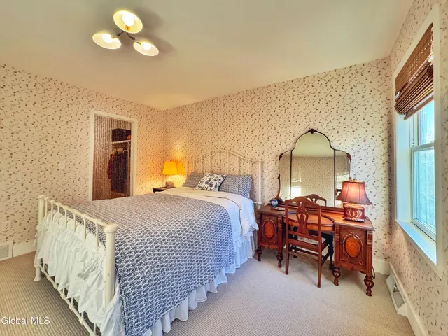 $638,000 | 5 Clubhouse Court, Saratoga Springs, NY 12866