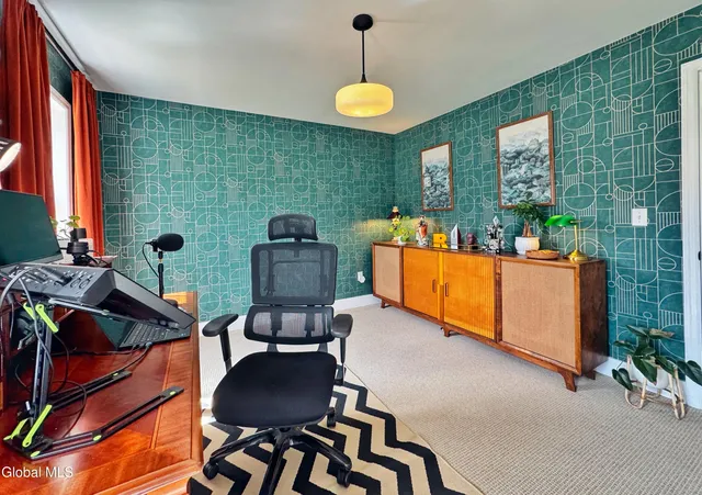 $638,000 | 5 Clubhouse Court, Saratoga Springs, NY 12866