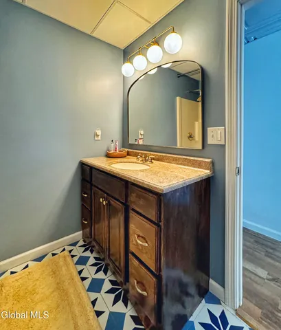 $638,000 | 5 Clubhouse Court, Saratoga Springs, NY 12866