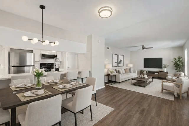 $1,050 | 5005 Manor Road, Unit 232, Austin, TX 78723