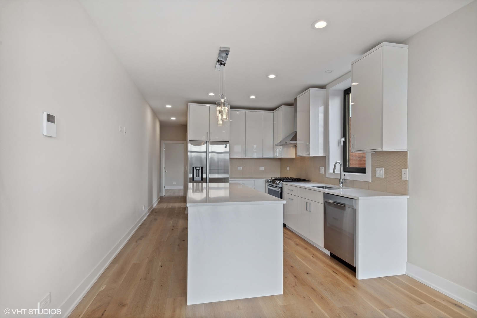 3332 West Irving Park Road, Unit 3 Chicago, IL 60618 - Photo 5 of 18