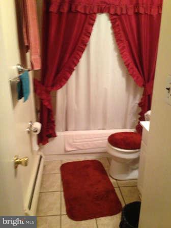 13109 Haddock Road Woodbridge, VA 22193 - Photo 10 of 14 Bath