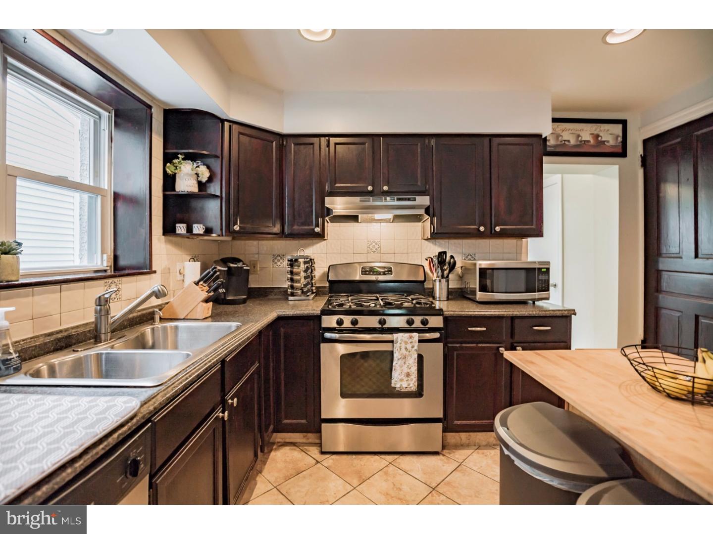 417 Righter Street Philadelphia, PA 19128 - Photo 11 of 25 Gallery Image 11