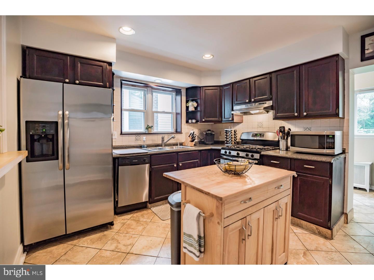 417 Righter Street Philadelphia, PA 19128 - Photo 10 of 25 Gallery Image 10