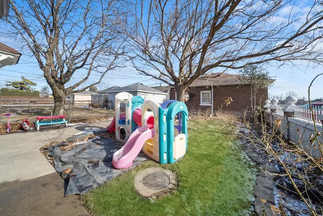 a view of outdoor space yard deck and patio