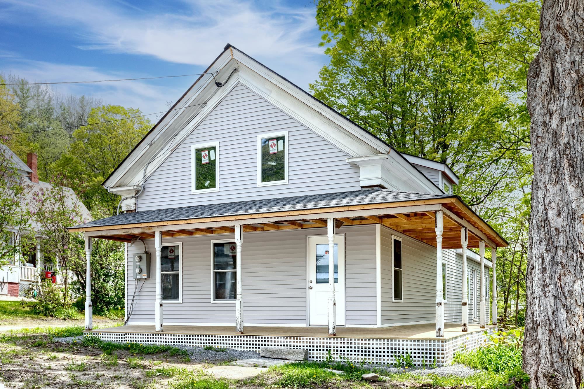 7 Commonwealth Avenue Ludlow, VT 05149 - Photo 1 of 10 Gallery Image 1