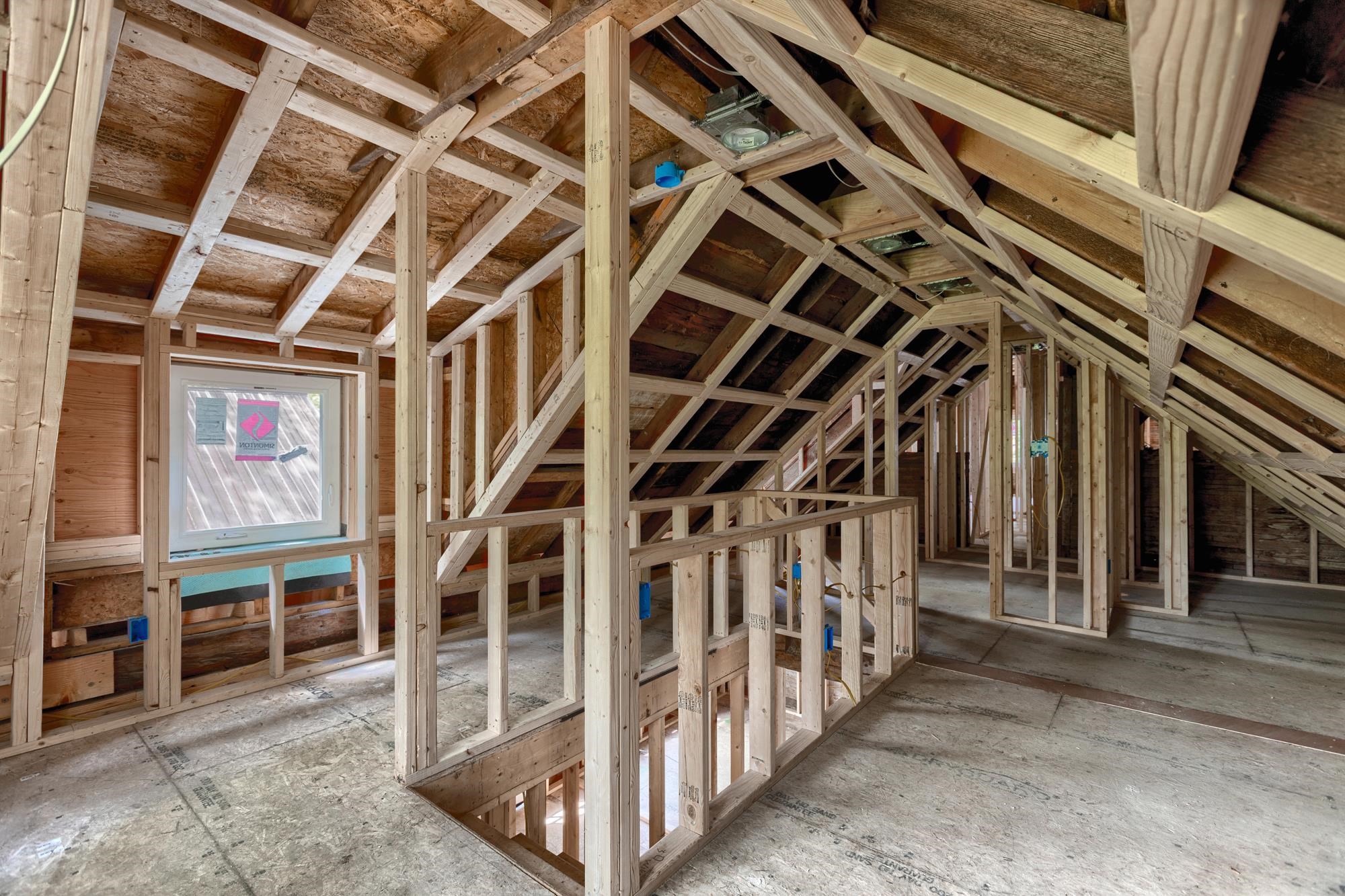 7 Commonwealth Avenue Ludlow, VT 05149 - Photo 6 of 10 Gallery Image 6