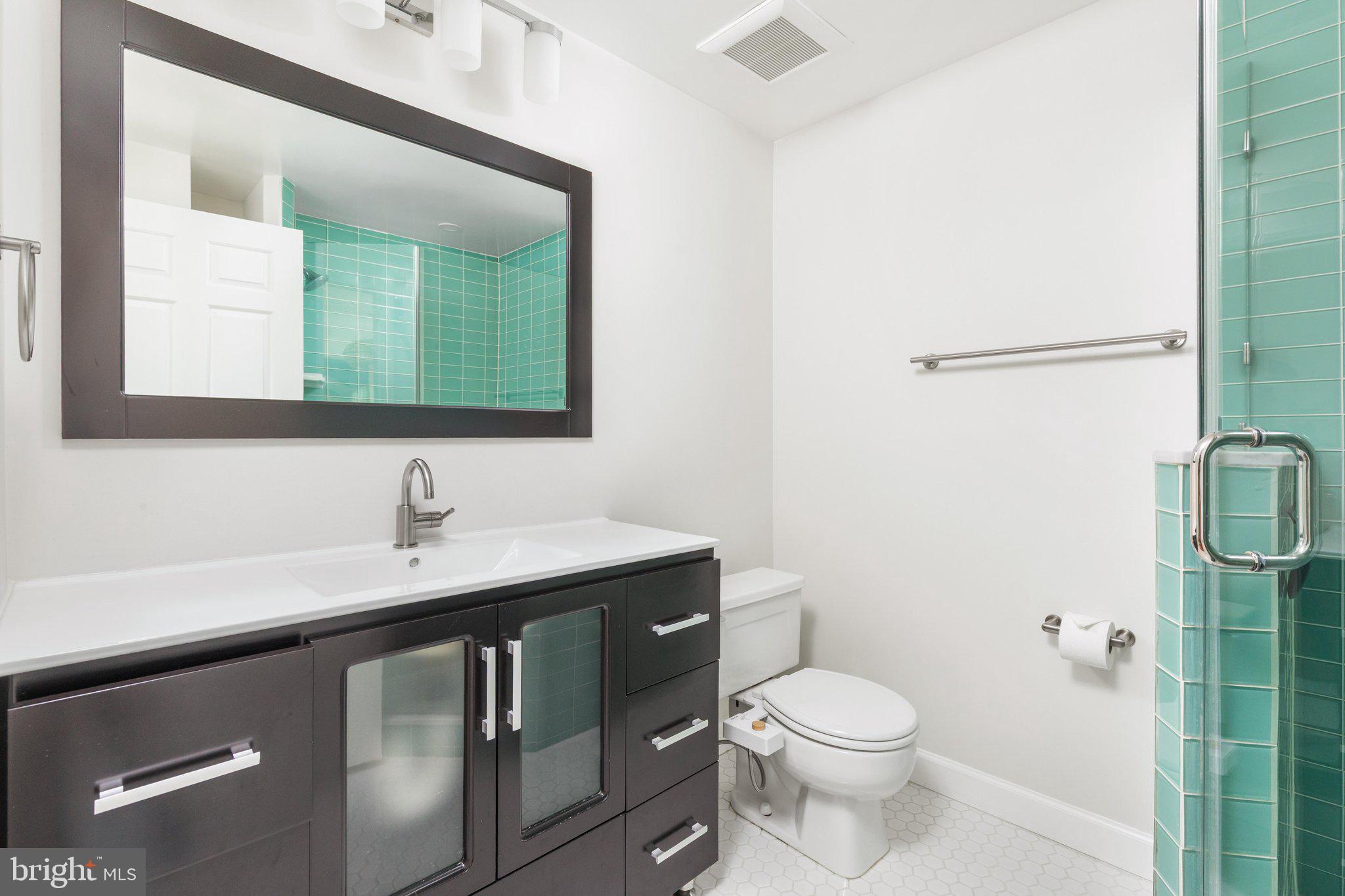10927 Harpers Square Court Reston, VA 20191 - Photo 21 of 43 2E6A2520_10927 Harpers Square Ct - Absolute Altitu