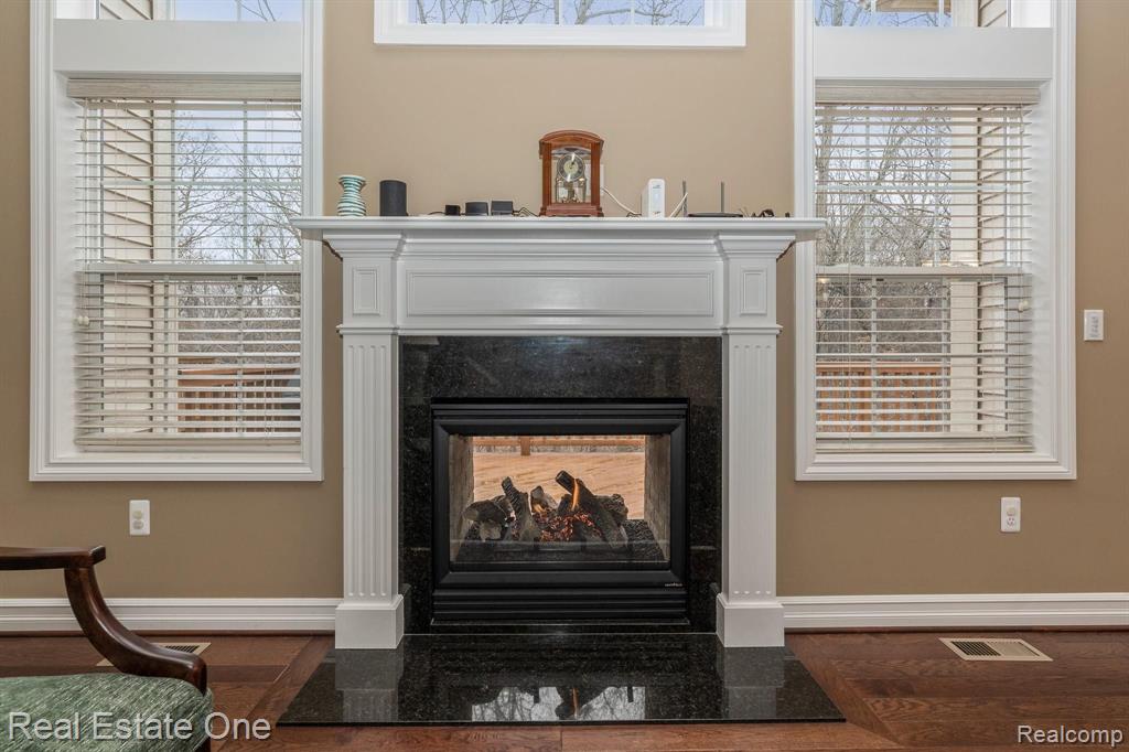 545 Andover Court, Unit 37 Rochester Hills, MI 48306 - Photo 6 of 37