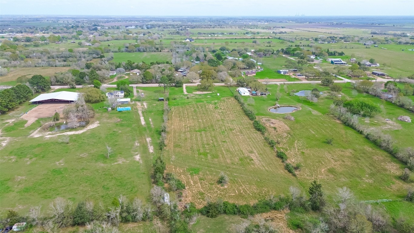 10234 Oberrender Road Needville, TX 77461 - Photo 11 of 36