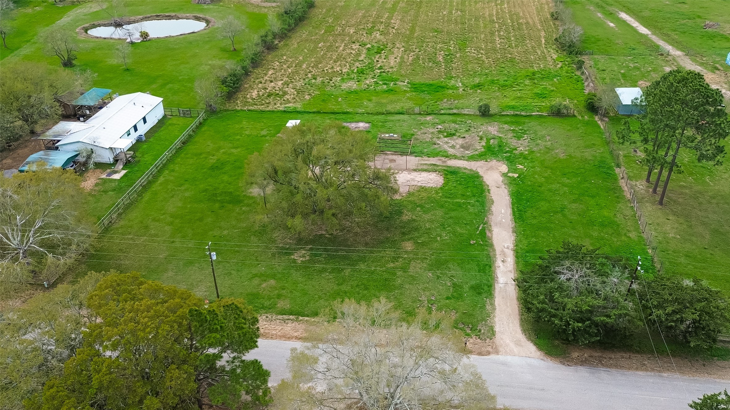 10234 Oberrender Road Needville, TX 77461 - Photo 3 of 36