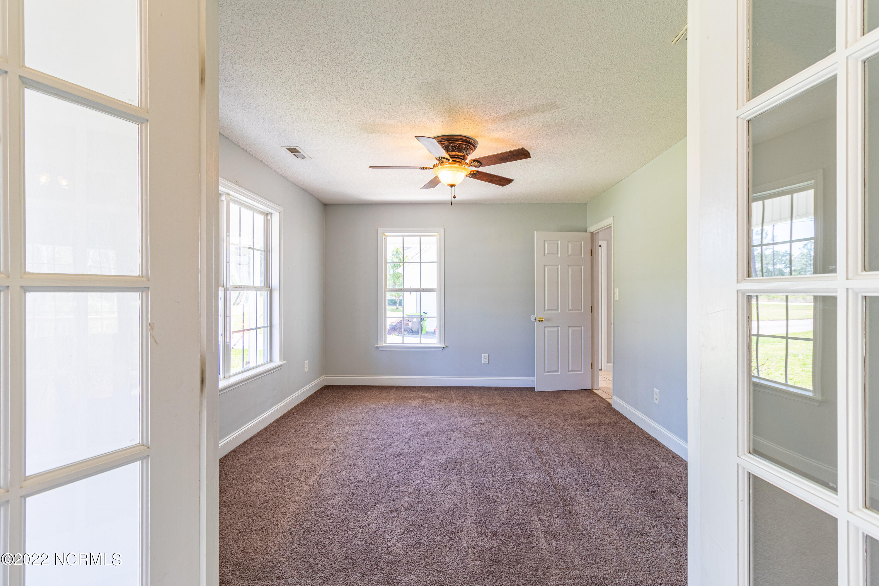 209 Lee Rogers Road Hubert, NC 28539 - Photo 7 of 40 listing (7 of 38)