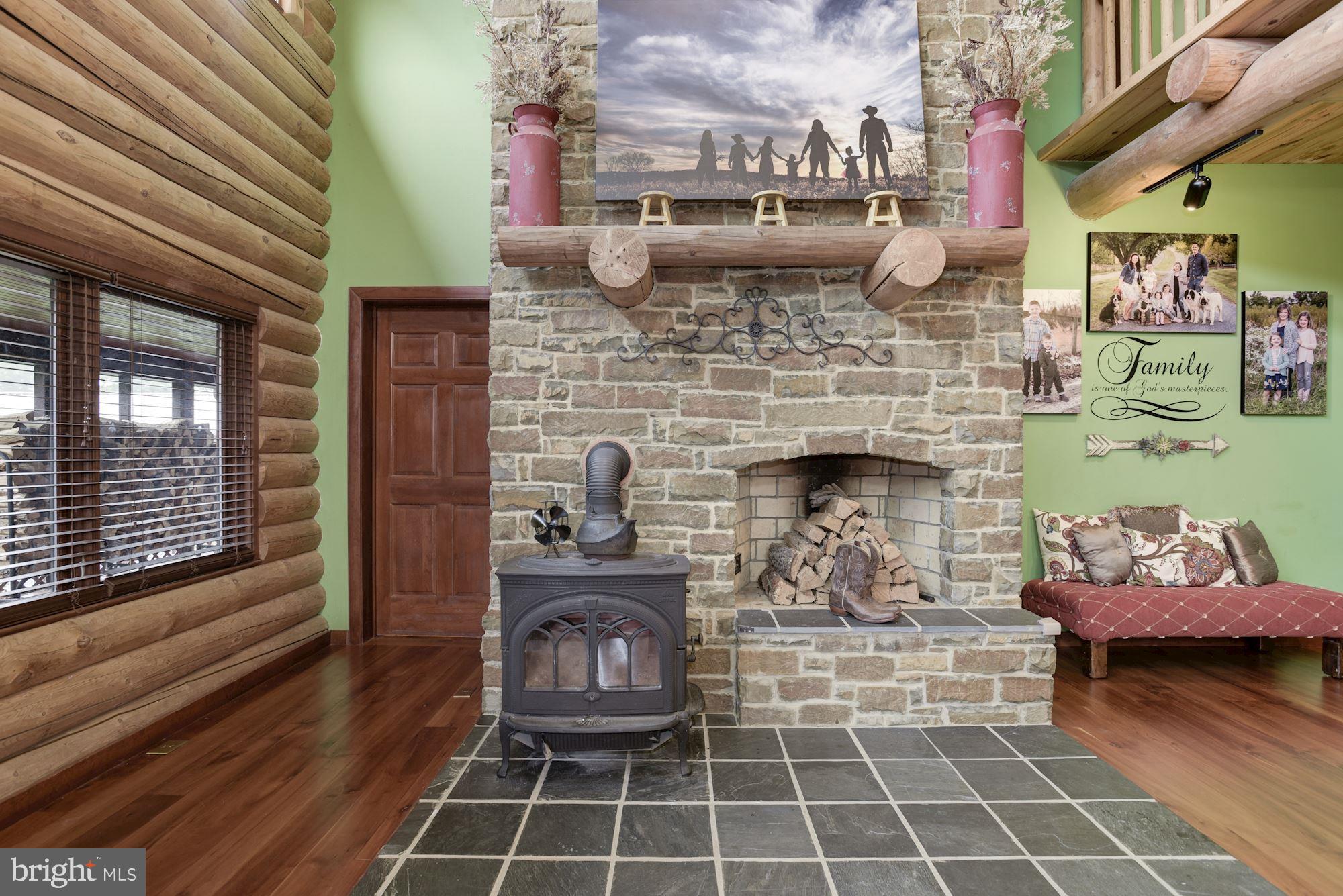18651 Canby Road Leesburg, VA 20175 - Photo 17 of 68 Gallery Image 17