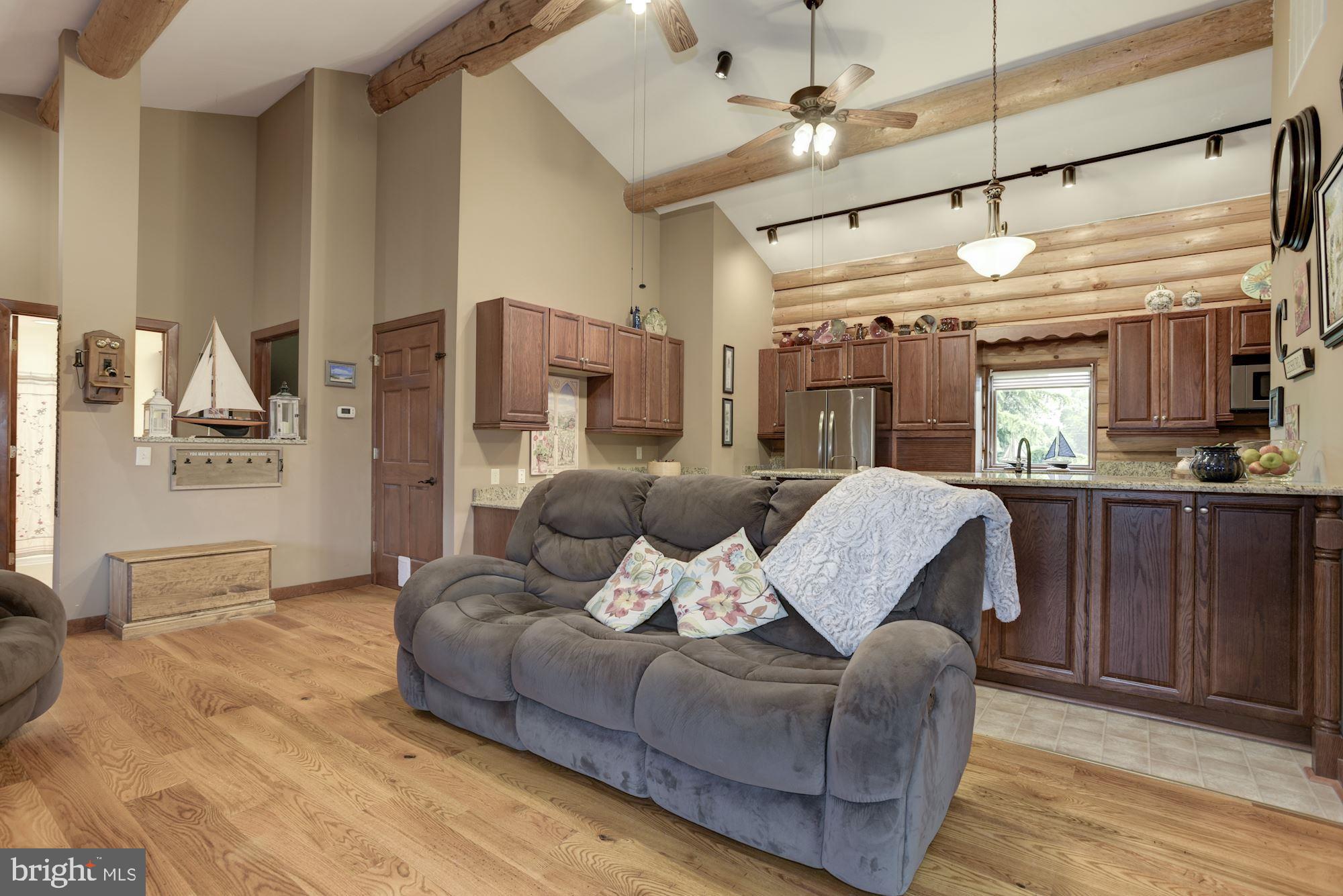 18651 Canby Road Leesburg, VA 20175 - Photo 37 of 68 In-law suite LR