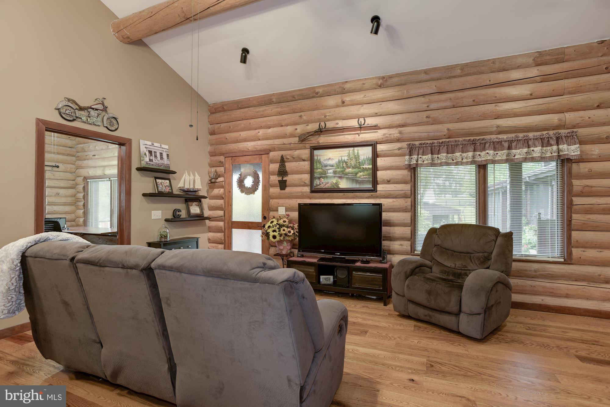 18651 Canby Road Leesburg, VA 20175 - Photo 38 of 68 In-law suite LR